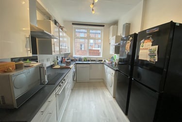 6 bed house, Kedleston Avenue, Longsight, Manchester, M145PT - Image 4